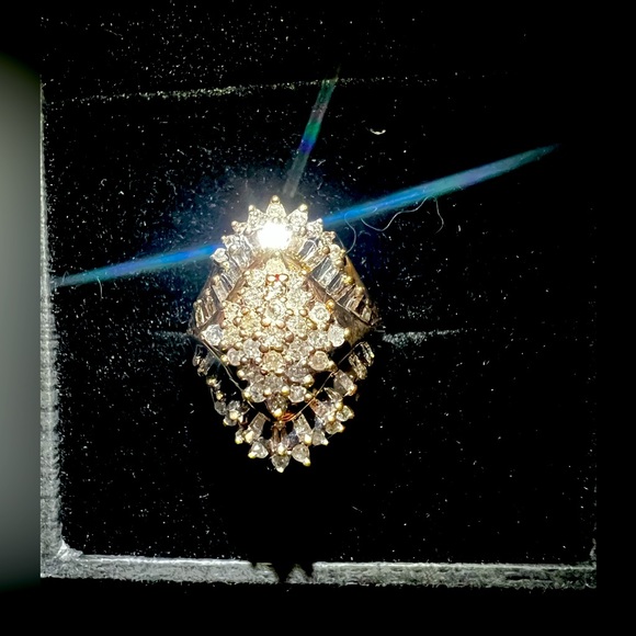 Jewelry - Vintage 10k diamond cocktail ring
